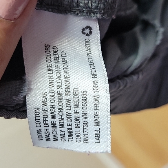 Circo boys elastic pants size medium - Picture 6 of 7